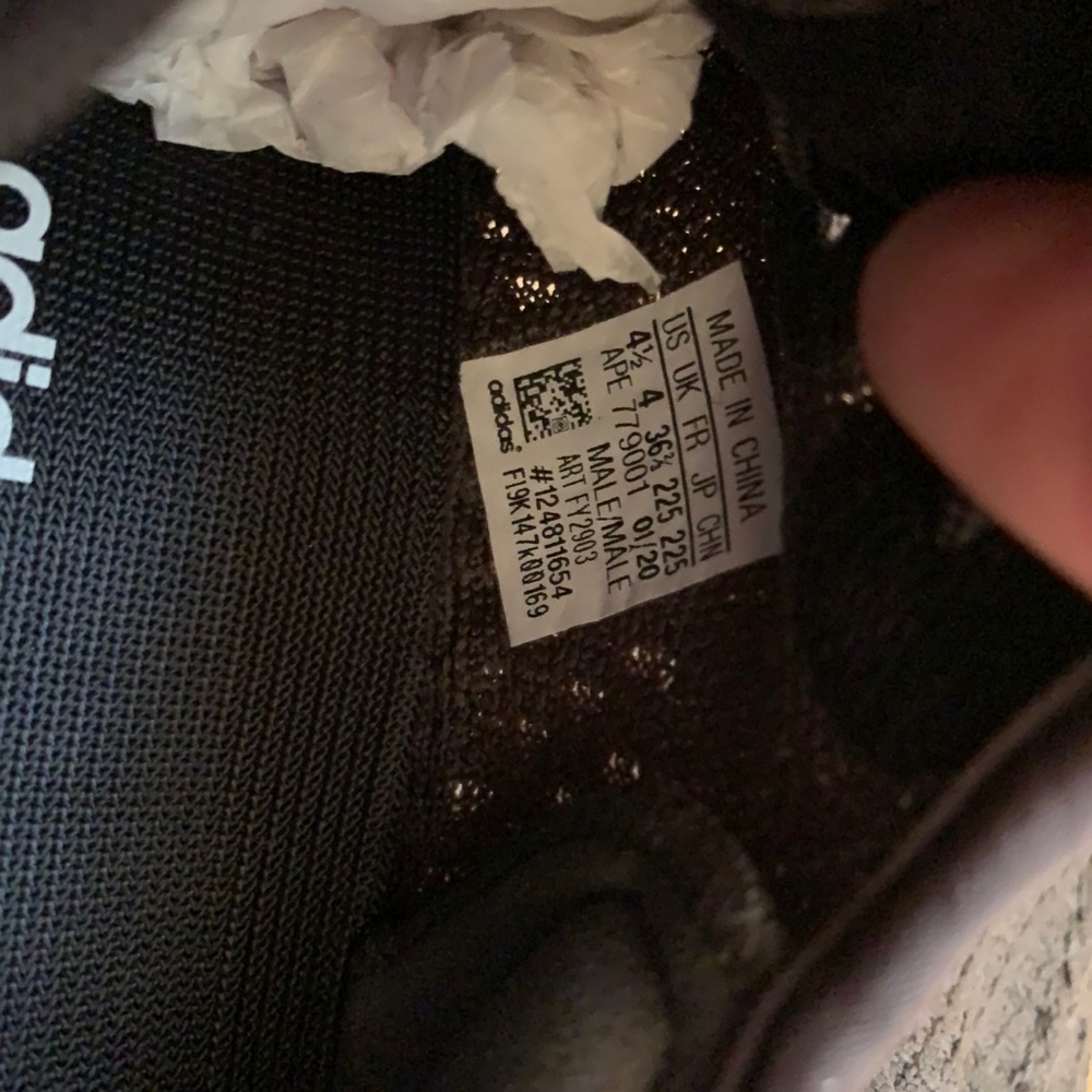 Adidas Yeezy Boost 350 v2 Cinder 4.5 - Picture 7 of 12